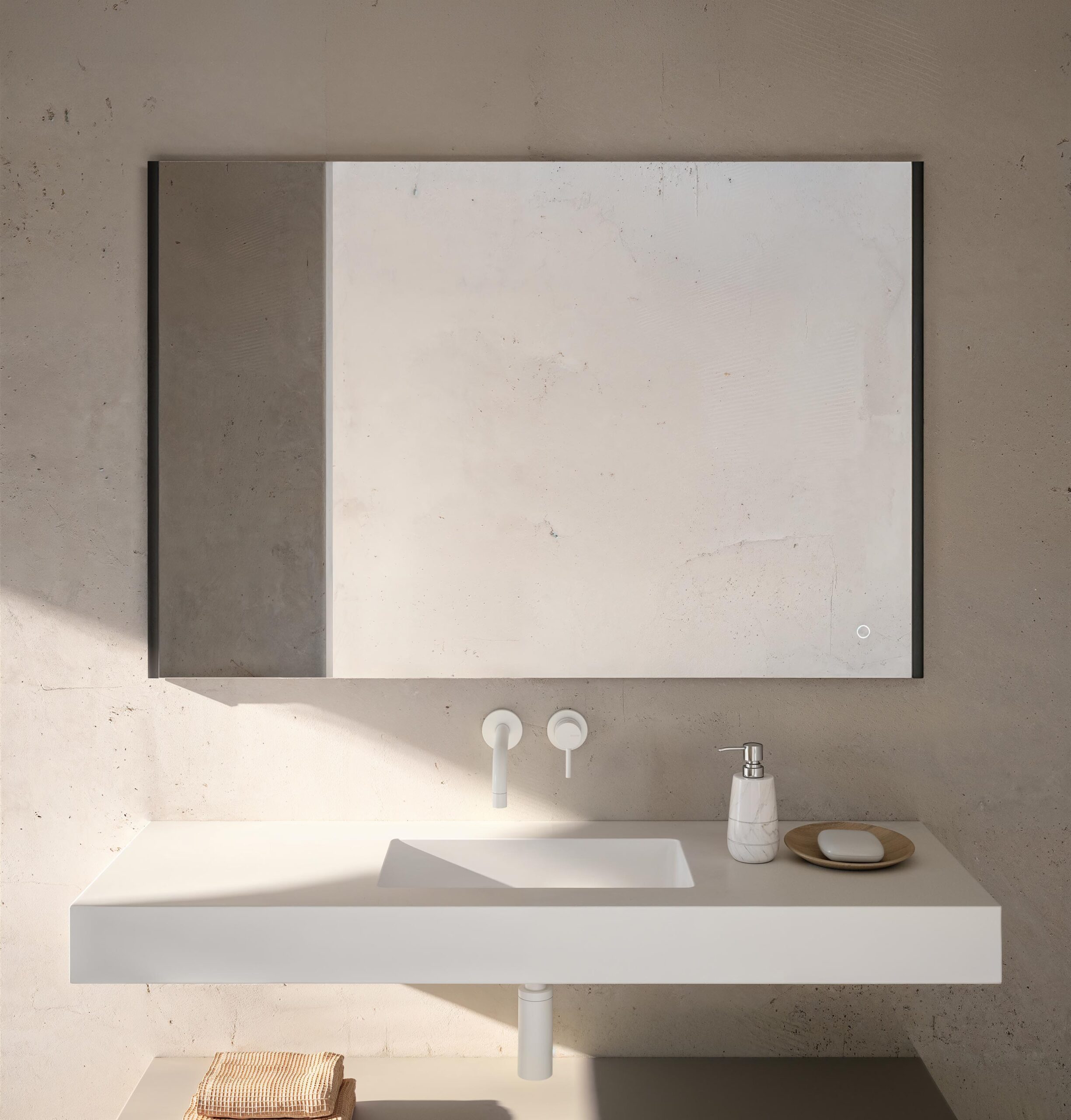 Tuyo_Bezel_120 2C_ArenaMate_ConsolaSk_Aine_Detalle